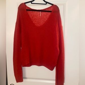 FREE PEOPLE SWEATER